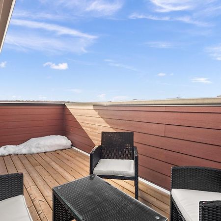 Globalstay New Apartments In Cranbrook Free Street Parking Calgary Bagian luar foto